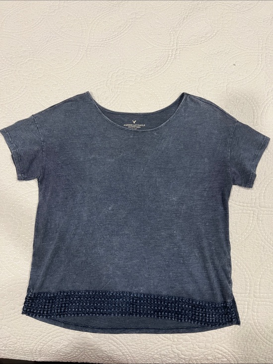 American Eagle Outfitters Tops - American Eagle Outfitters Navy Short Sleeve Tee with Hem Detail